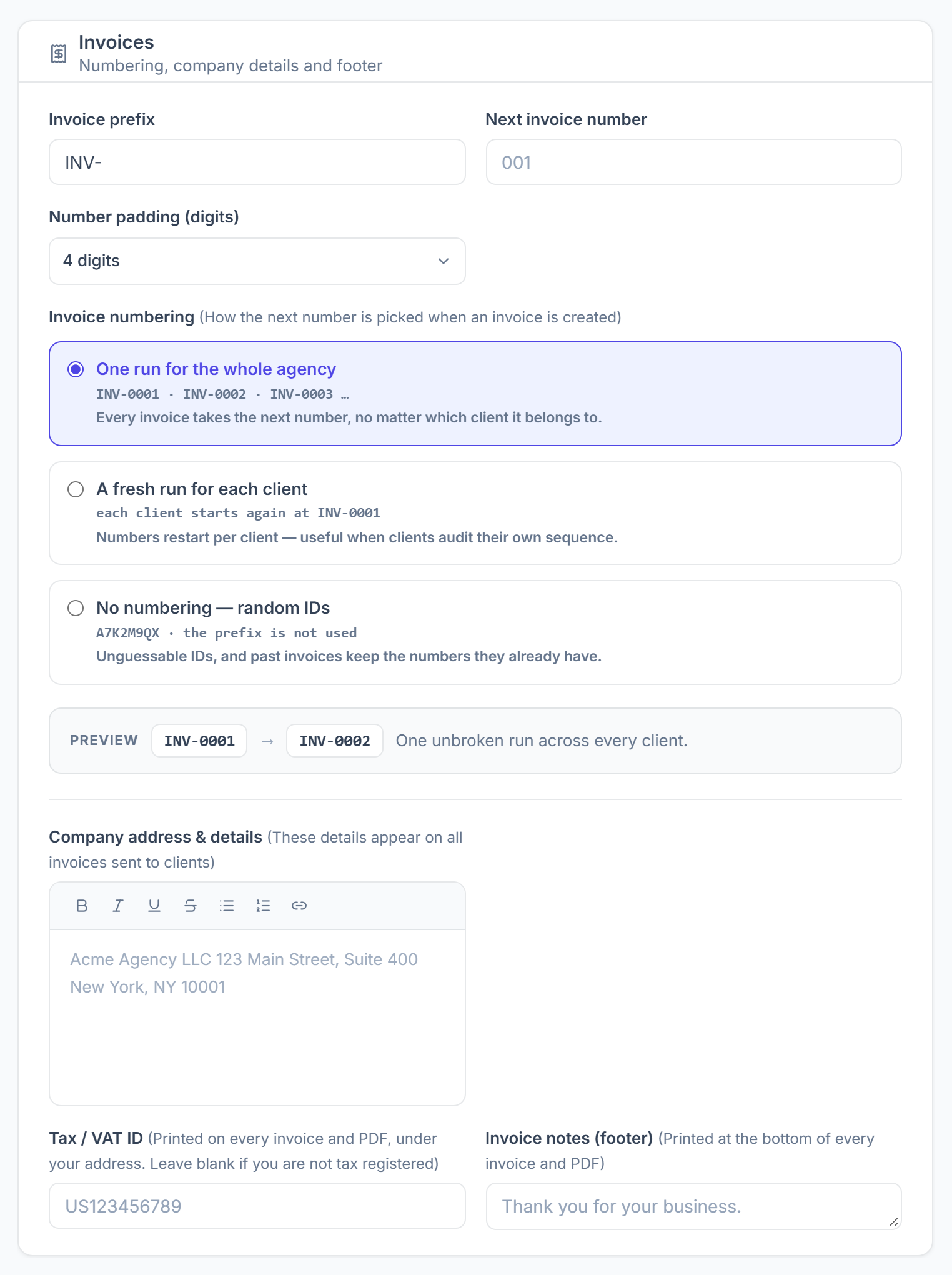 Invoice numbering settings: prefix, next number, padding, numbering mode, preview and invoice details