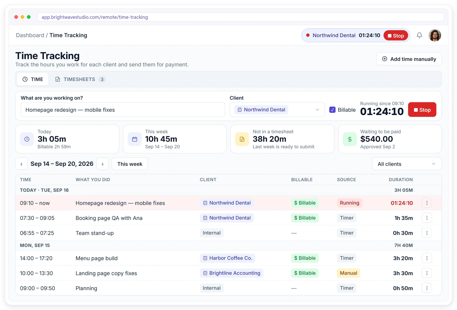 Clientish time tracking with a running timer, weekly totals and time entries for each client